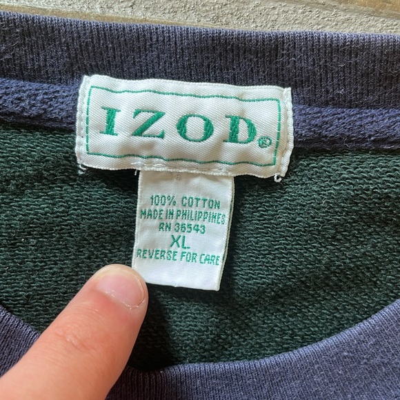 Vintage 90s Izod color block crewneck sweater, blue green white, good condition - Picture 3 of 6